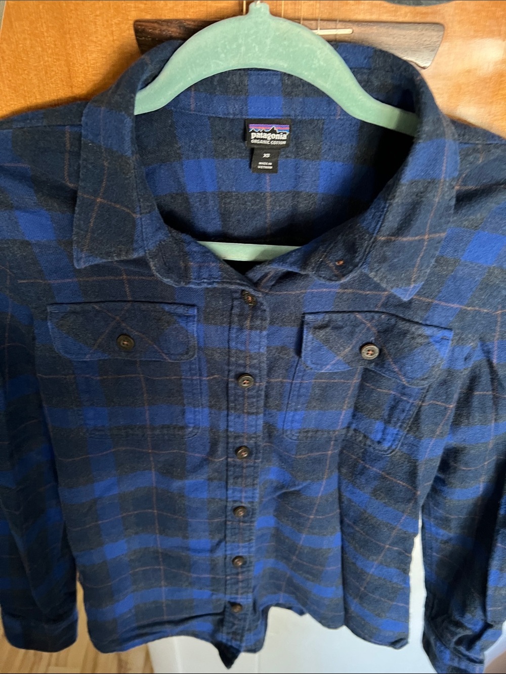 Patagonia Blue and Black Plaid Lightweight Shirt Jacket Women’s size XS - Picture 7 of 11